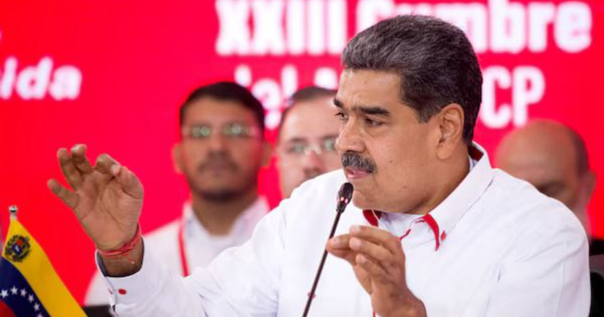 Orador en evento diplomático sobre comercio petrolero entre Venezuela y China