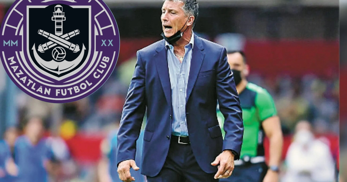 Robert Dante Siboldi en evento de Mazatlán FC