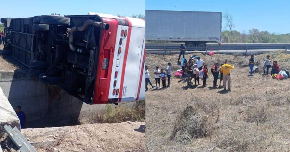 Autobús volcado en la autopista del Pacífico con personas recibiendo asistencia en la carretera.