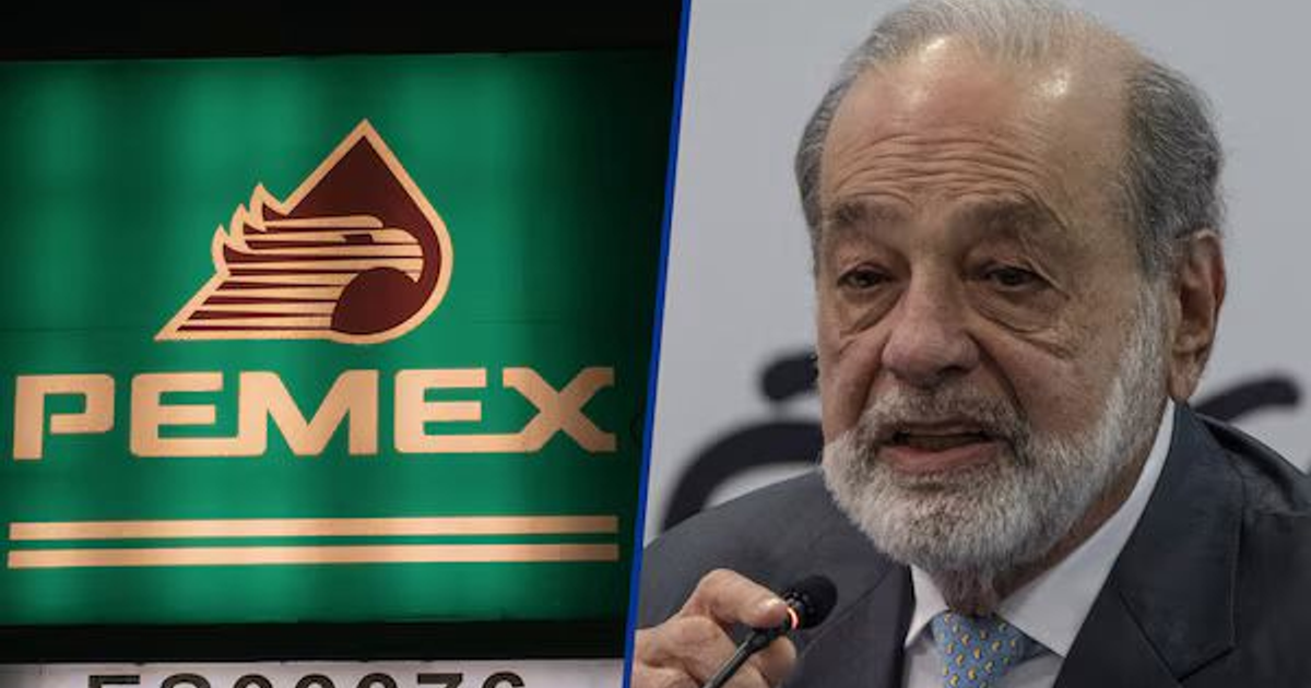 Logotipo de PEMEX y hombre hablando en evento petrolero