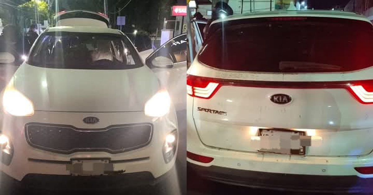 Kia Sportage blanco en entorno urbano, vinculado a un asalto en Culiacán.
