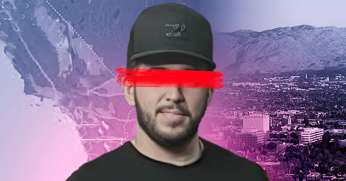 Persona con sombrero en fondo colorido, relacionada con Cristian Fernando Gutiérrez Ochoa y el Cártel Jalisco Nueva Generación.