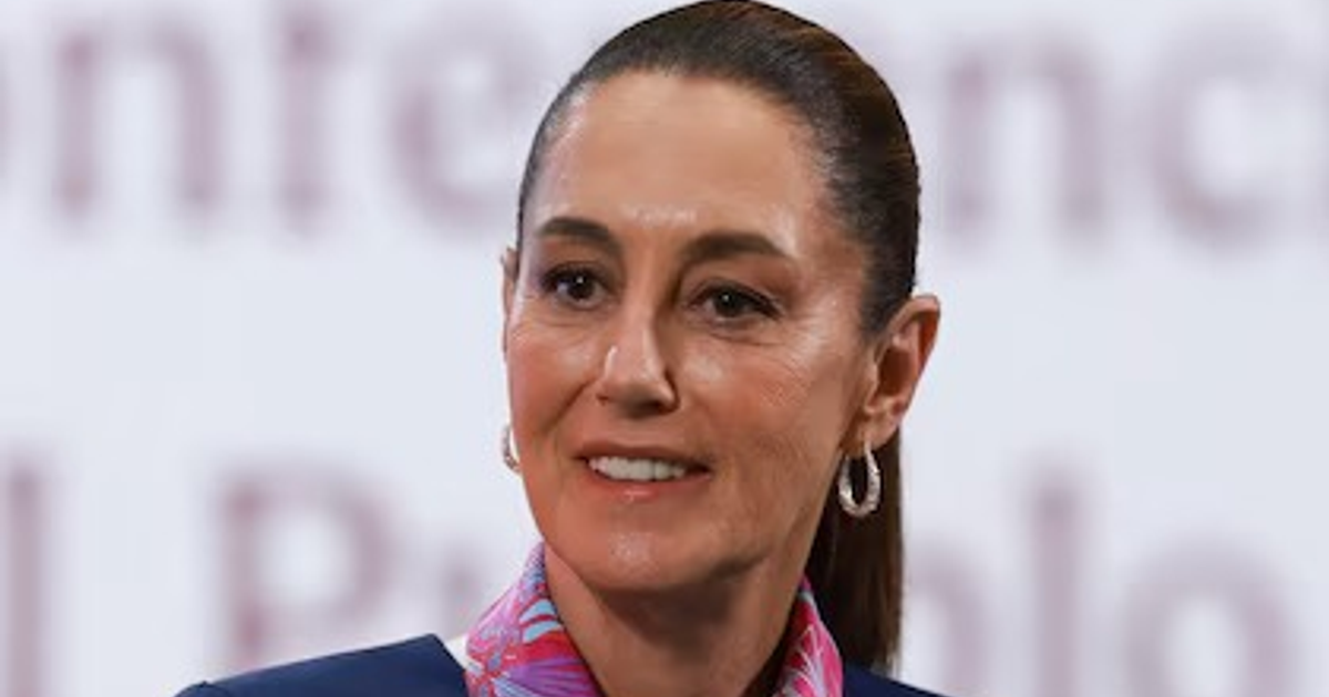 Persona con expresión amigable y elegante, cabello recogido y accesorios llamativos, simbolizando la participación ciudadana en la elección judicial.