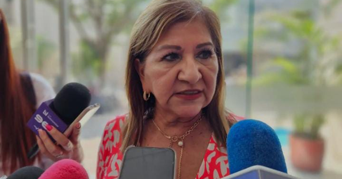 Diputada María Teresa Guerra Ochoa en conferencia de prensa sobre proceso legal por abuso de autoridad.