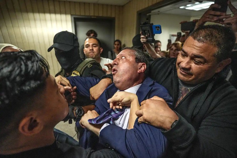 #Arresto, Brad Lander, derechos civiles, Inmigración