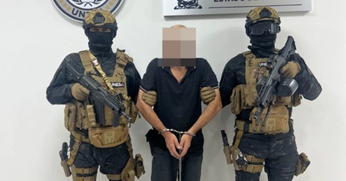 Detención de Everardo “N” por agentes de seguridad en Culiacán