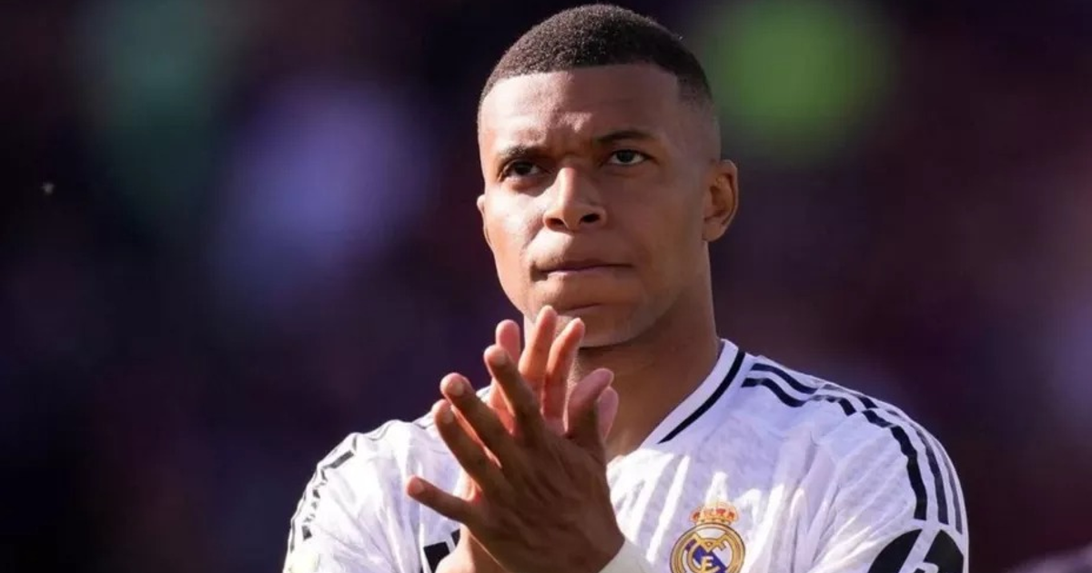 Kylian Mbappé hospitalizado por gastroenteritis aguda