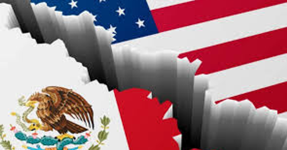 Banderas de México y Estados Unidos superpuestas con efecto de desgarro, simbolizando tensiones comerciales.