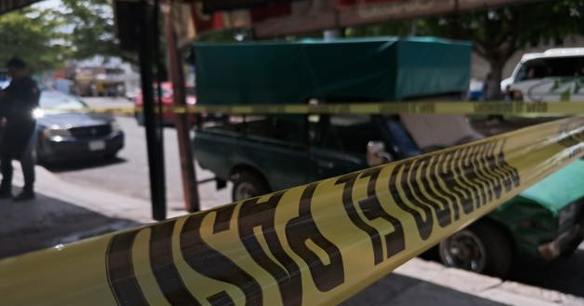 Zona acordonada con cinta amarilla en Culiacán tras un incidente en la florería Candy.