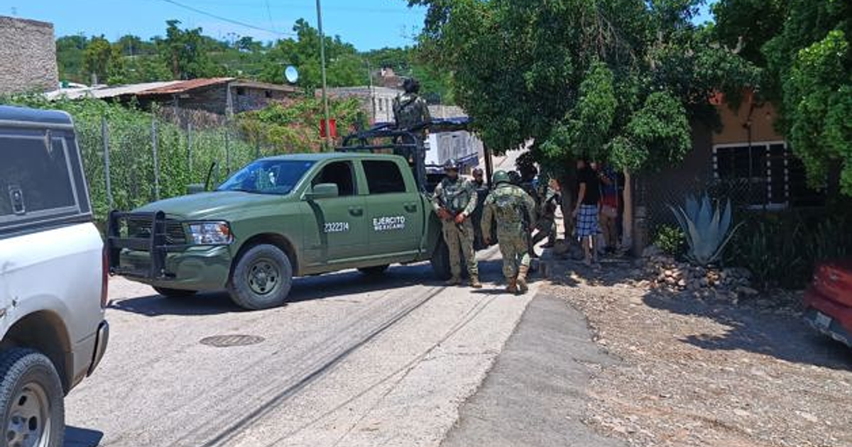 Vehículo militar y soldados en operación de seguridad en Culiacán