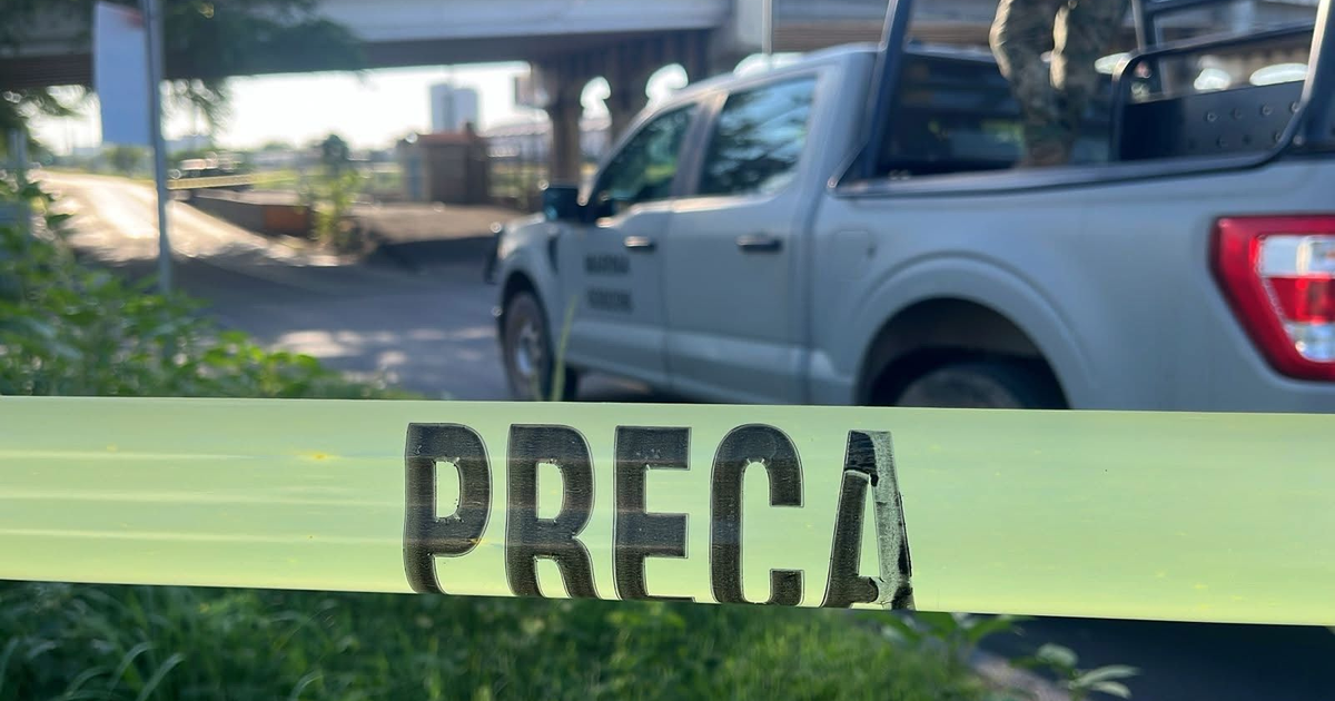 Cinta de precaución amarilla en escena de tiroteo en Culiacán