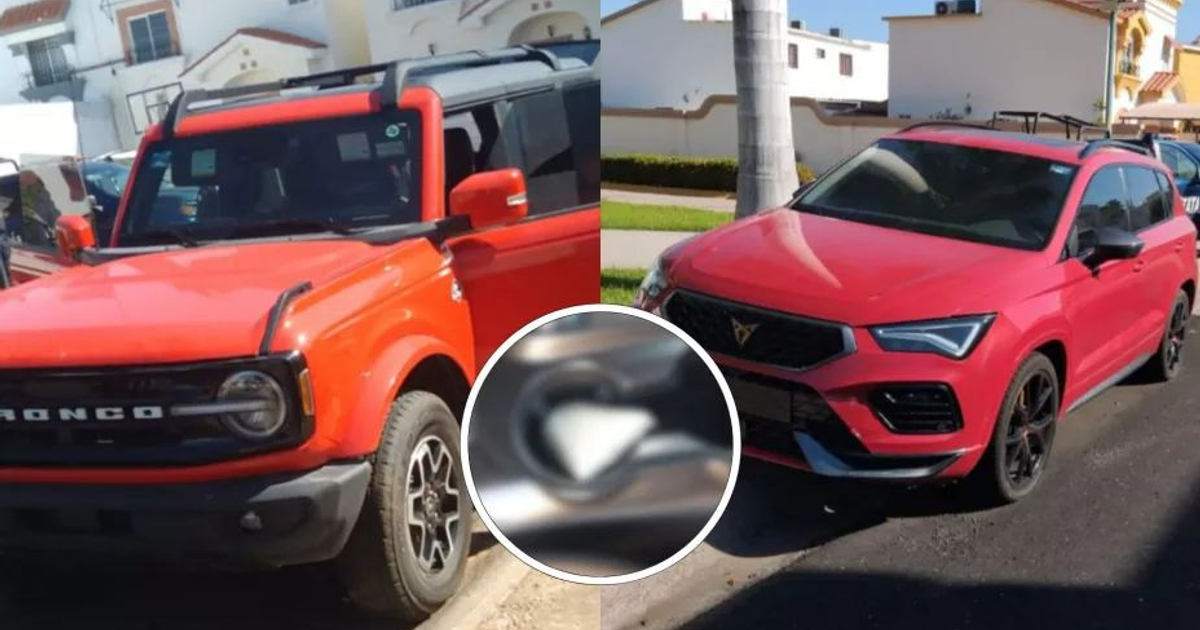 Dos vehículos rojos estacionados en Culiacán, relacionados con incautación de camionetas robadas y fentanilo.