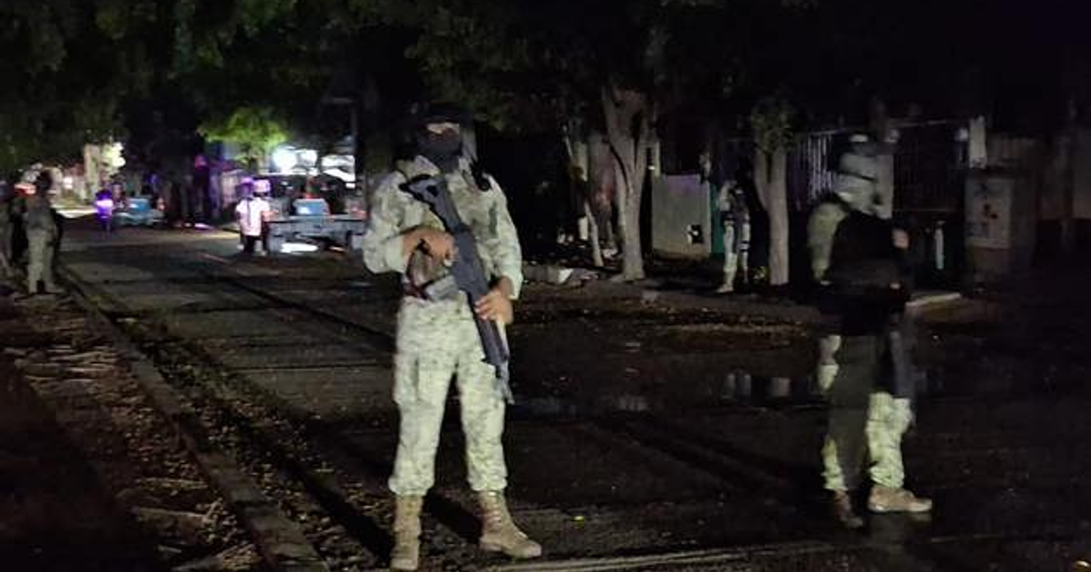 Militares en operación nocturna en Culiacán tras hallazgo de cuerpo decapitado