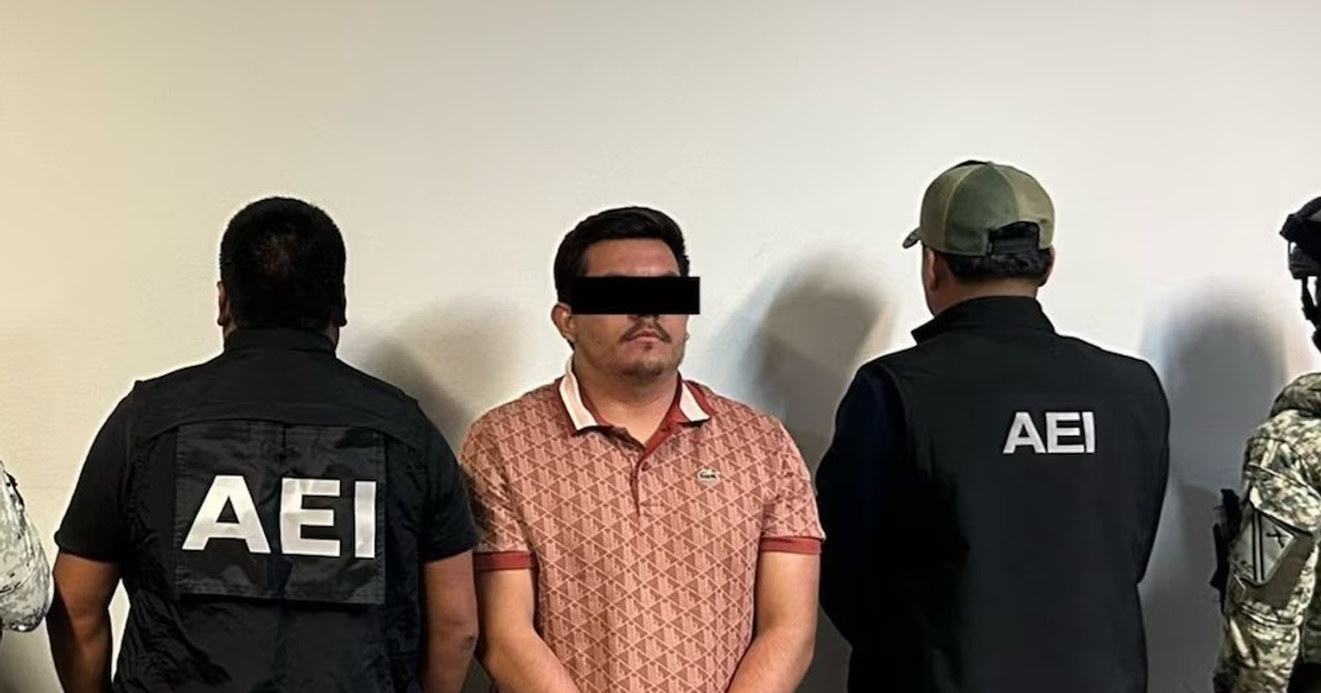 Agentes de la AEI y fuerzas de seguridad durante el operativo en Oaxaca para capturar a 'El Cubi'.