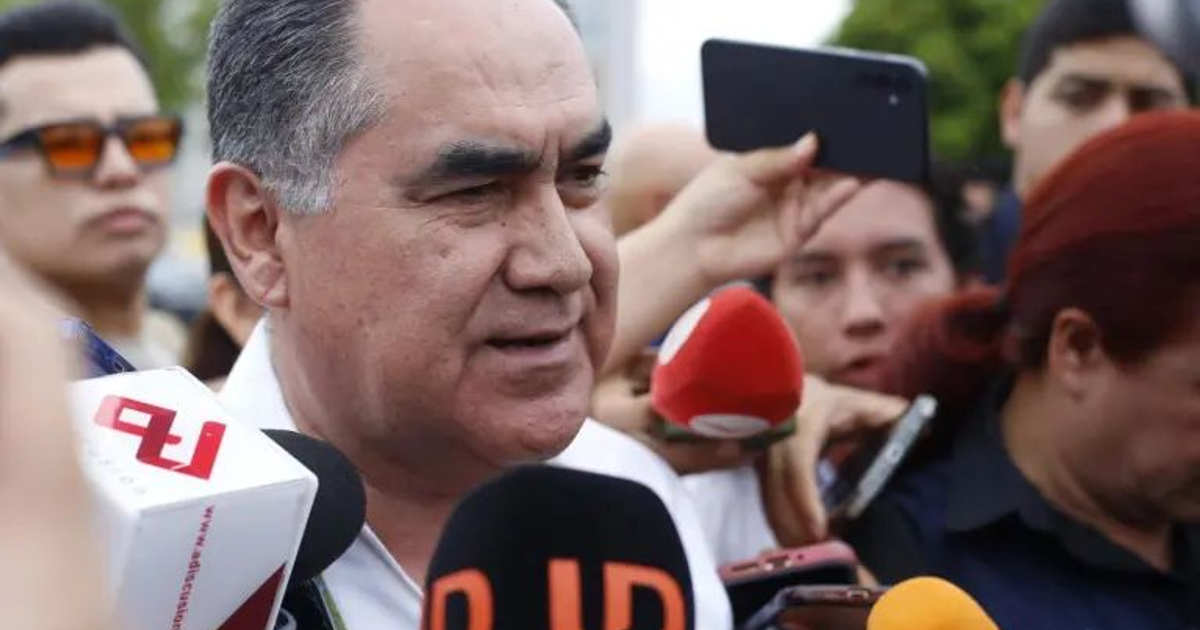 Rector de la UAS en conferencia de prensa sobre presupuesto universitario