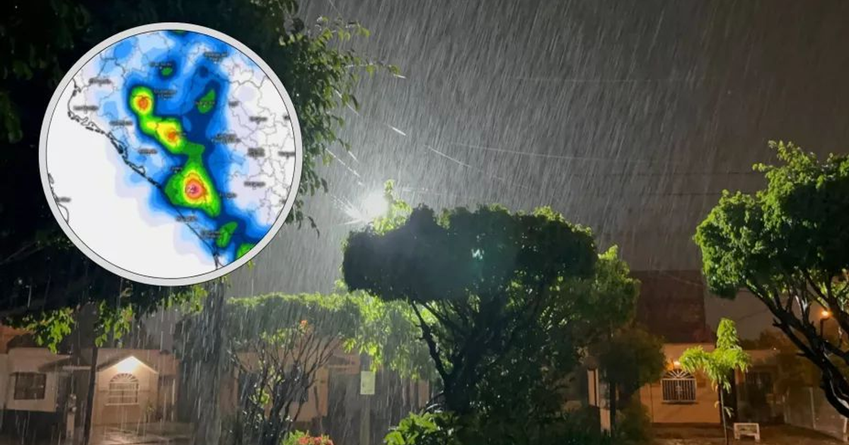 Noche lluviosa en Sinaloa con mapa meteorológico de tormentas eléctricas