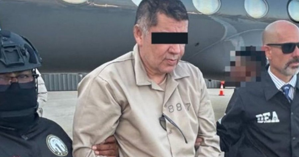 Abigael González Valencia escoltado por la DEA en EE.UU.