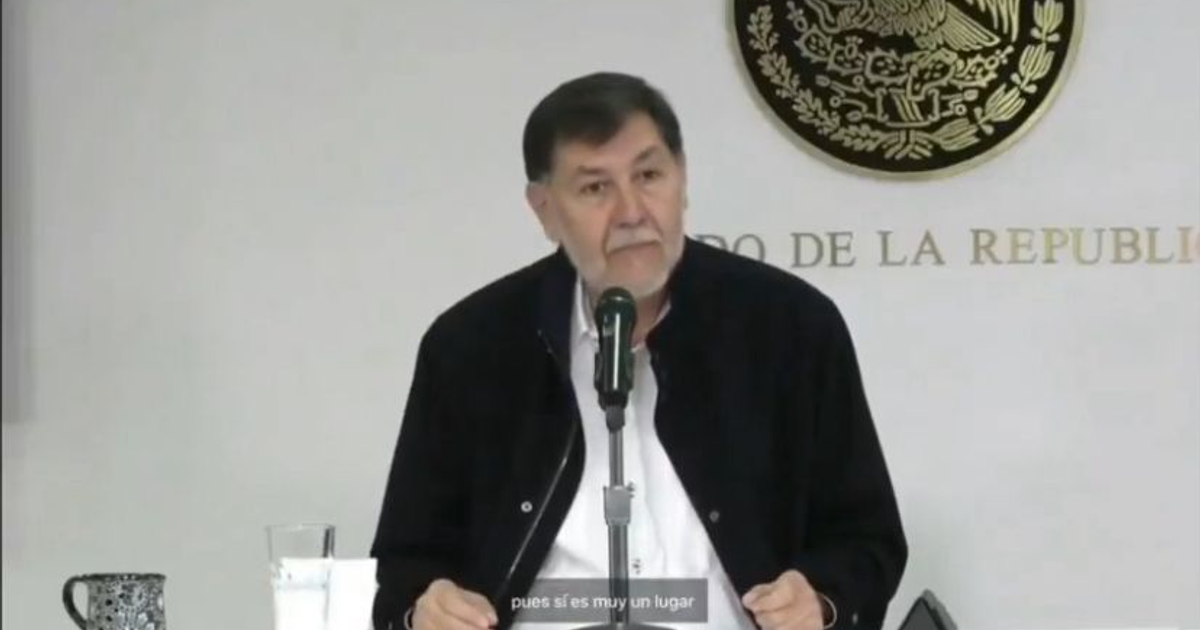 Gerardo Fernández Noroña en conferencia de prensa sobre su declaración patrimonial en Tepoztlán