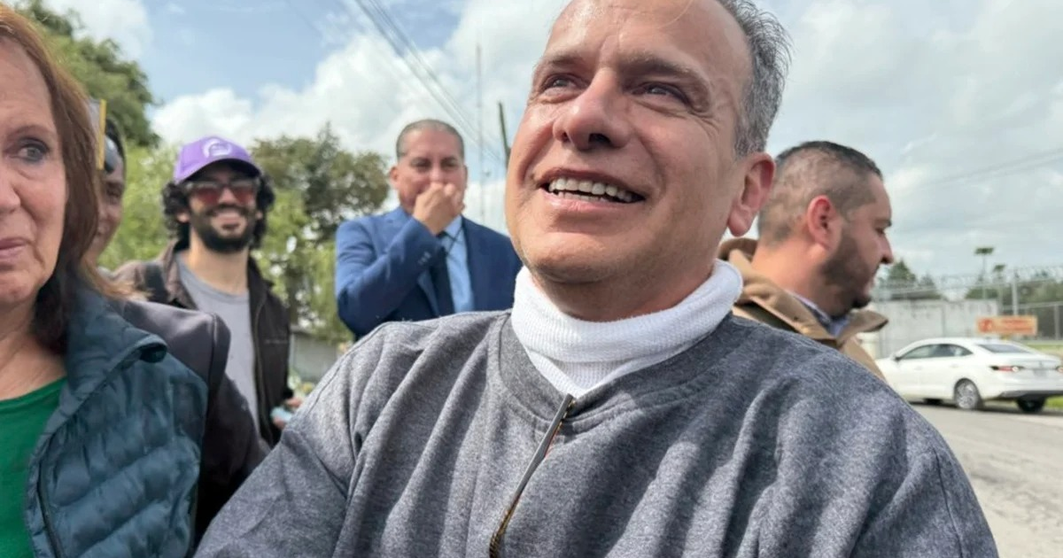 Israel Vallarta liberado tras 20 años de detención sin juicio