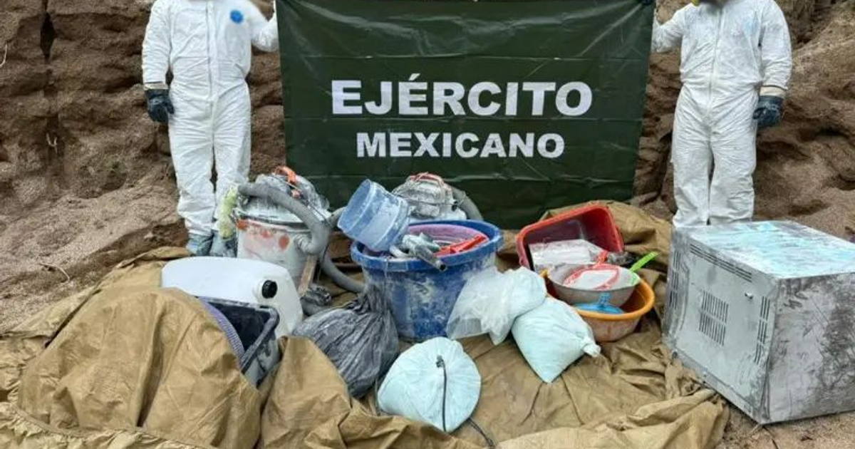 Soldados del Ejército Mexicano en operativo antidrogas en Culiacán, Sinaloa.