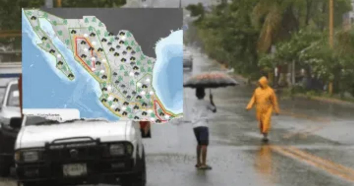 Calle lluviosa en Sinaloa con mapa de alertas climáticas, personas con paraguas e impermeables, y vehículos bajo tormenta.