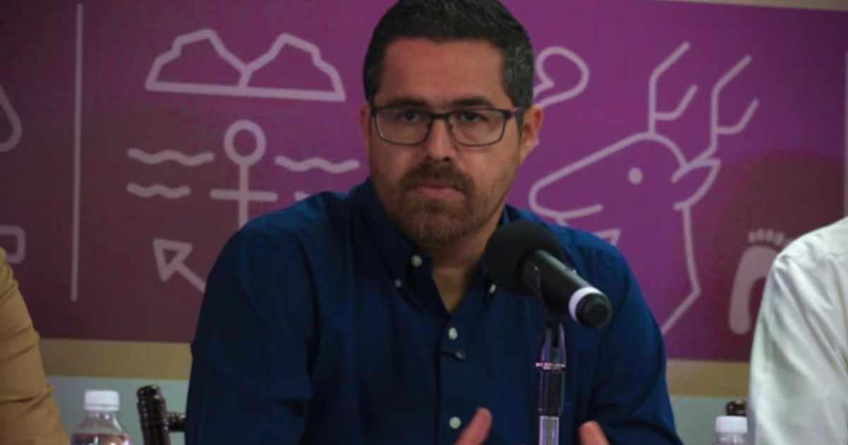 Dr. Cuitláhuac González Galindo en conferencia sobre certificación de centros de rehabilitación en Sinaloa