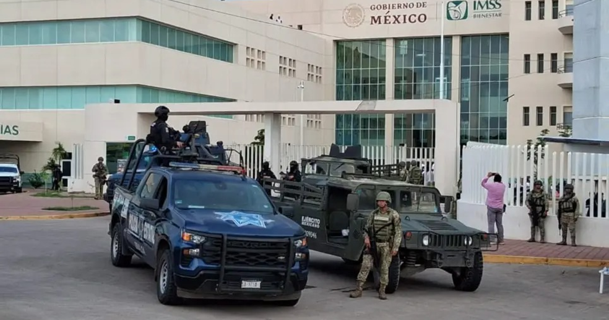 Operativo de seguridad en Culiacán con vehículos militares y personal uniformado