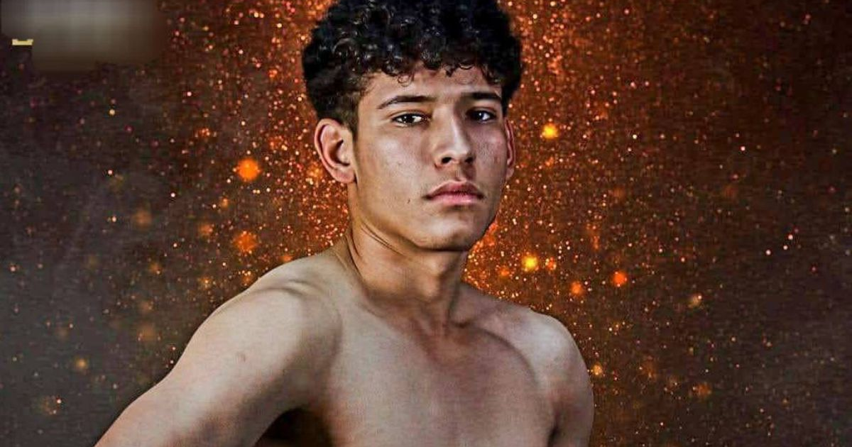 Cuerpo envuelto en cobija encontrado en carretera al Golfo, San Luis Río Colorado, identificado como Jesús Iván Mercado Cabrera.