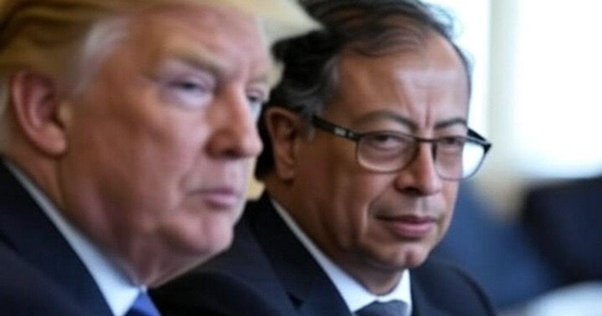 Dos personas en una reunión diplomática en Nueva York