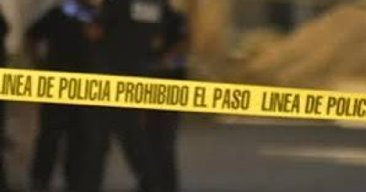 Cinta de policía amarilla en escena de crimen en Badiraguato, Sinaloa