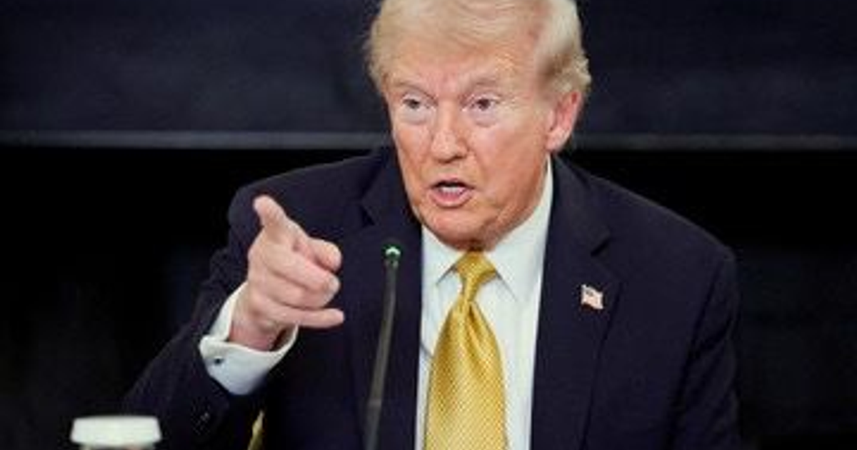 Donald Trump en la Casa Blanca hablando sobre el control de carteles en México y Colombia