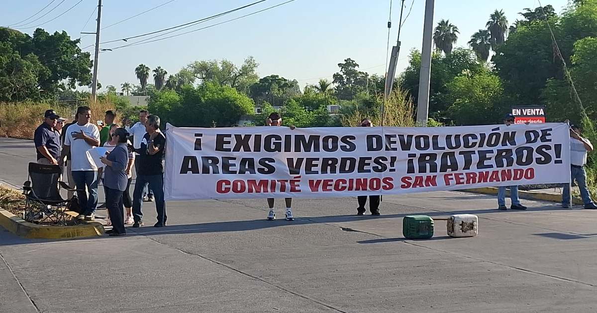 Manifestación en Los Mochis por devolución de áreas verdes