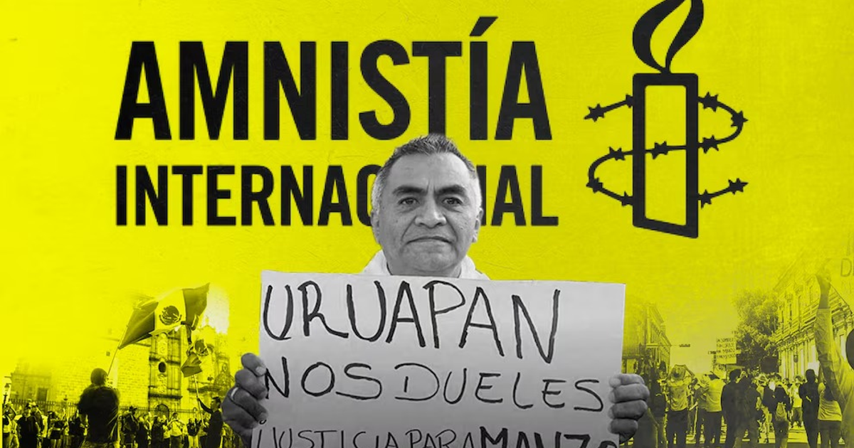 Manifestante en Morelia con cartel 'URUAPAN NOS DUELES' y logo de Amnistía Internacional