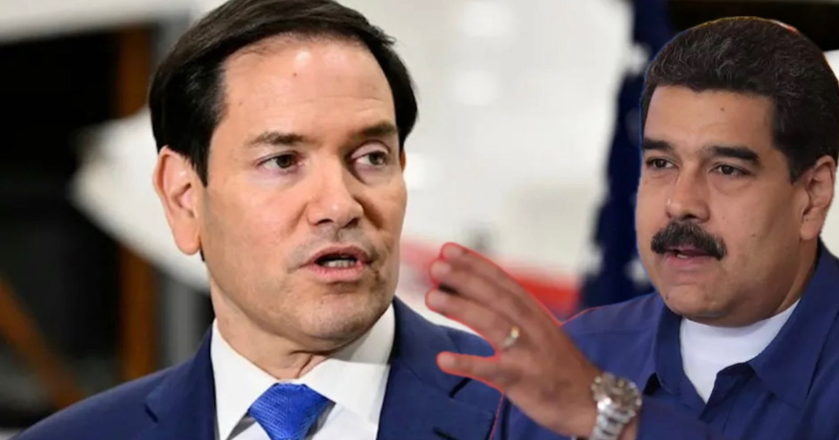 Personas en conferencia sobre el Cártel de los Soles