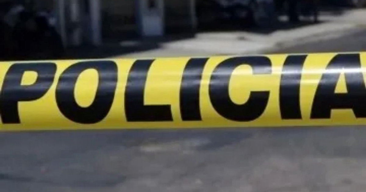 Cinta amarilla de policía en escena del crimen en Acapulco