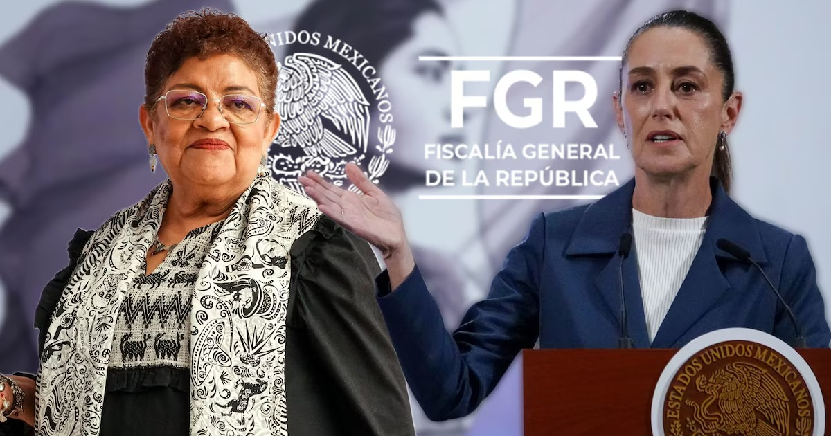 Ernestina Godoy junto a otra funcionaria en evento de la Fiscalía General de la República de México.