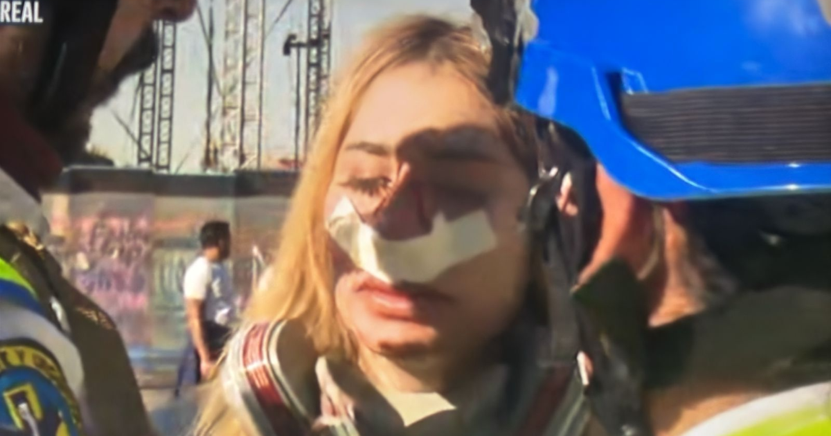 Manifestantes de la Generación Z en CDMX marchando hacia el Zócalo