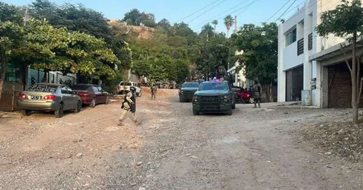Calle en Vista Hermosa con presencia militar tras ataque a balazos