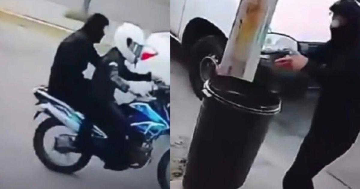 Dos personas en motocicleta y una persona junto a un bote de basura en Mazatlán, Sinaloa.
