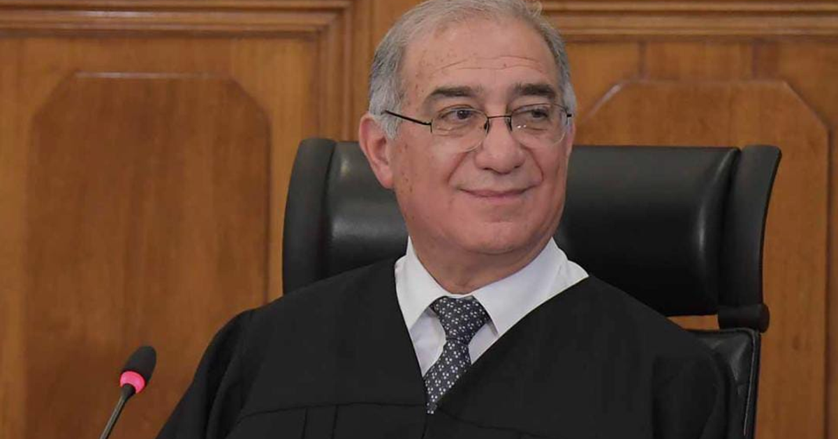 Disputa entre Adriana Pineda y Alberto Pérez Dayán en FIL Guadalajara 2023