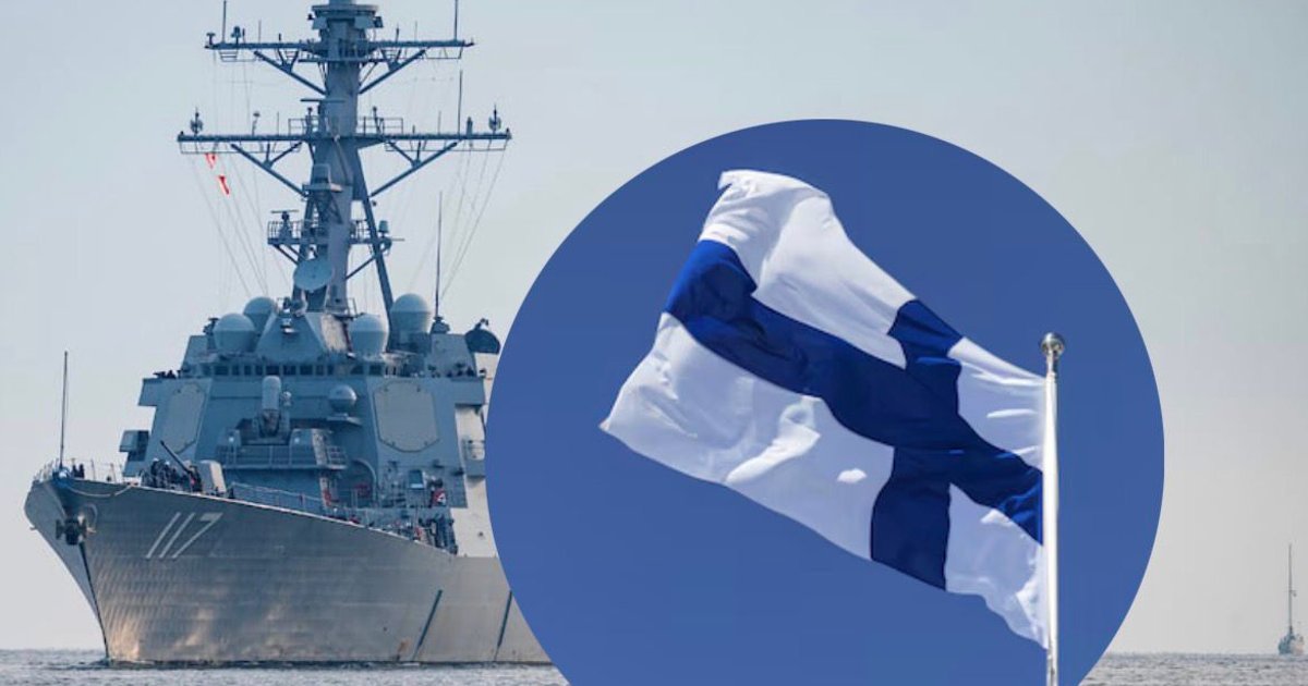Destructor finlandés en el mar ondeando una bandera nacional, vinculado al incidente del cable de telecomunicaciones Helsinki–Tallin.