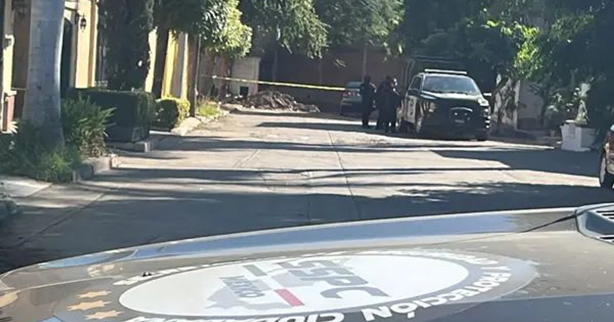 Calle acordonada por la policía en Culiacán, escena del crimen