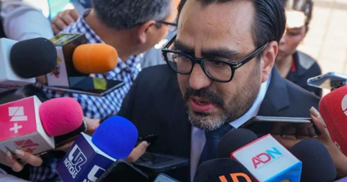 Alcalde de Culiacán en conferencia de prensa sobre nueva contratación de policías