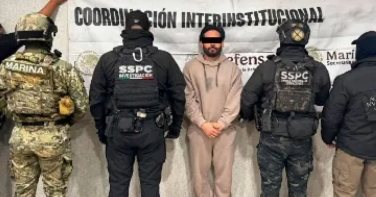 Miembros de fuerzas de seguridad detienen a Édgar “N” en un operativo interinstitucional en Durango, enfocado en extorsión y crimen organizado.