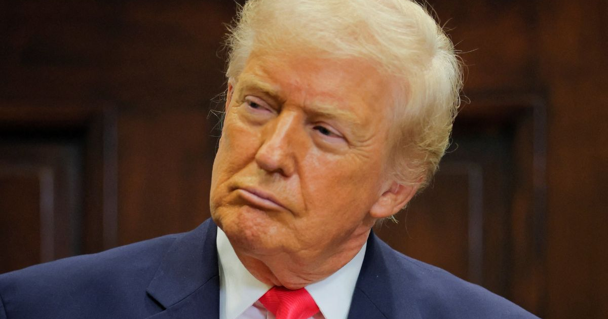 Donald Trump en conferencia hablando sobre inmigrantes somalíes en EE.UU.