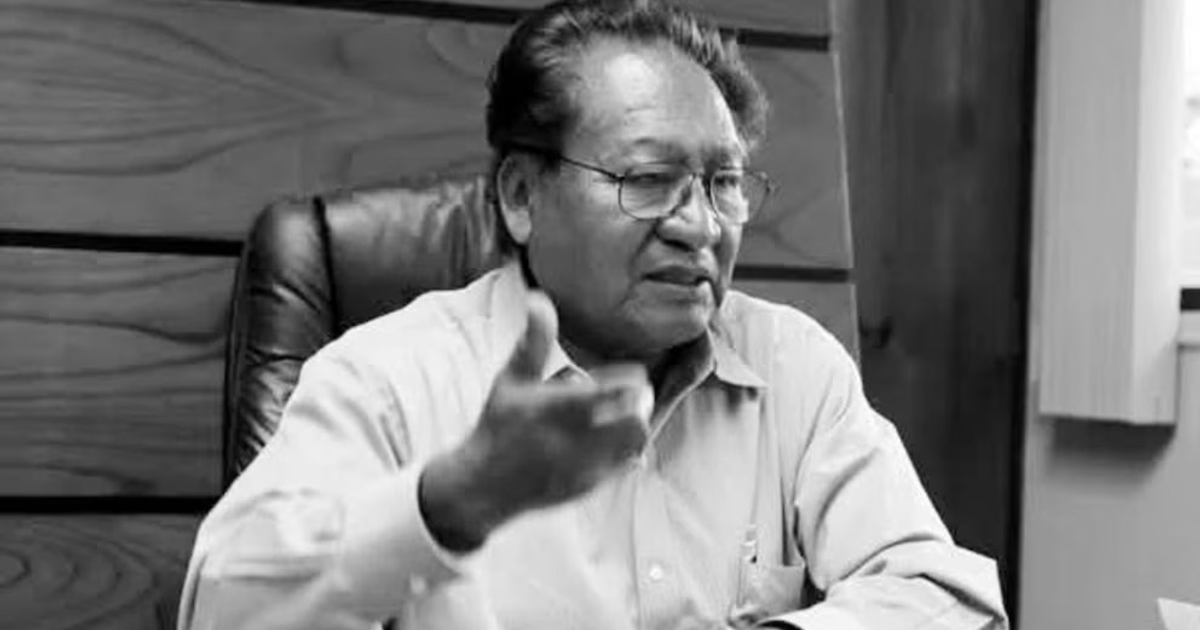 Escena del crimen en Moctezuma, Xoxocotlán tras asesinato de Erasmo Medina Ruiz, exalcalde de Santa Cruz Xoxocotlán.