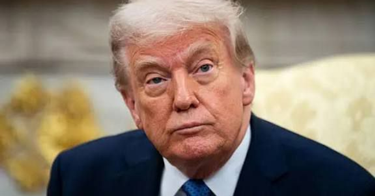 Guardia Costera de EE. UU. intercepta buque con petróleo venezolano en el Caribe.