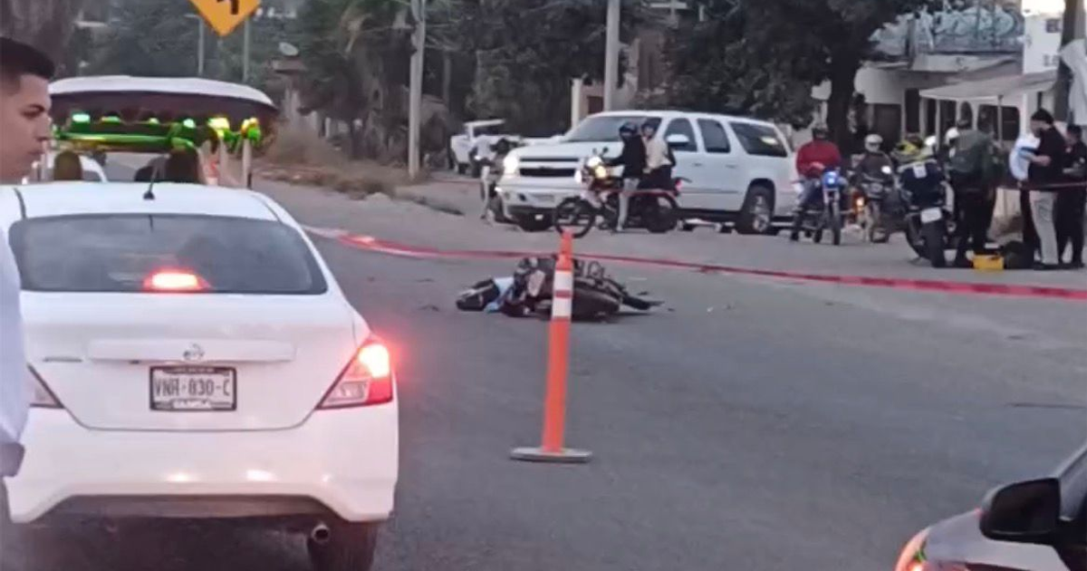 Accidente tráfico motociclista paso superior sur frente Pepsi colonia Anáhuac