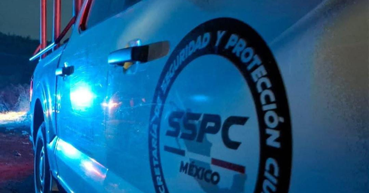 Camioneta SSPC en Culiacán durante operación nocturna de emergencia