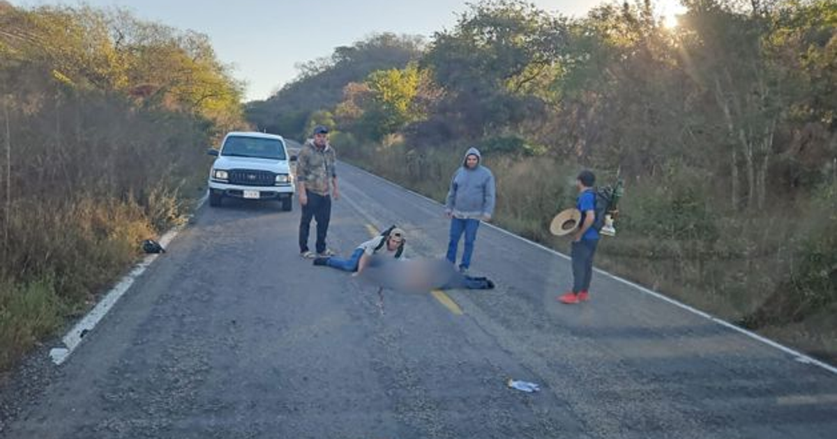 Peregrino embestido en Sanalona rumbo a La Lomita, lesionado atendido por Cruz Roja